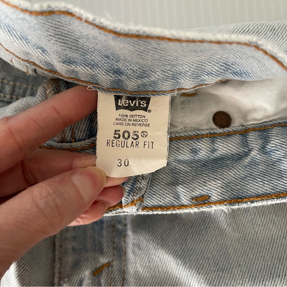 Vintage 505 Levi’s Light Wash High Rise Y2K Bermuda Shorts size 30 - Picture 5 of 8